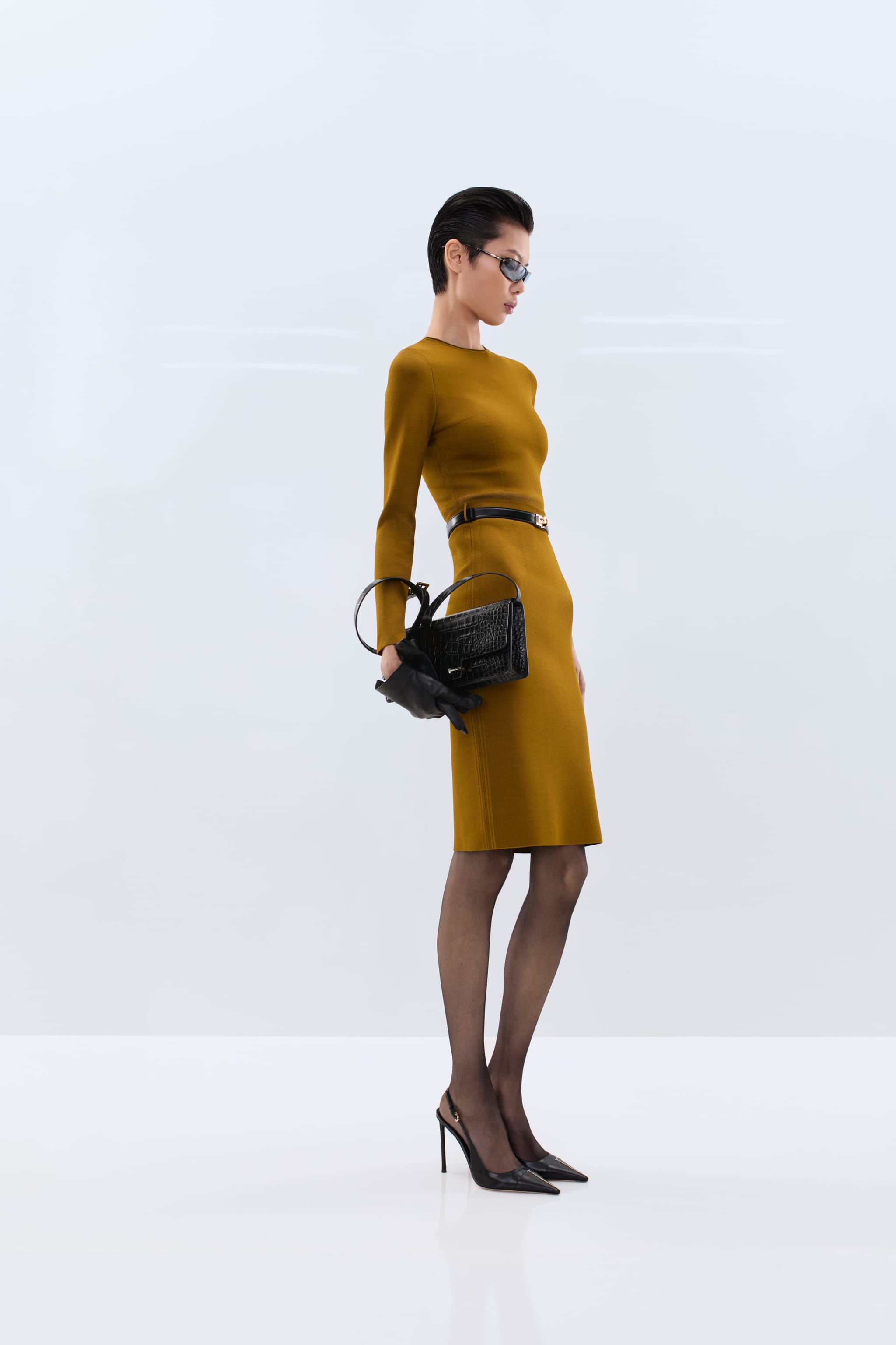02 251122 TOMFORD LOOK 09 0216