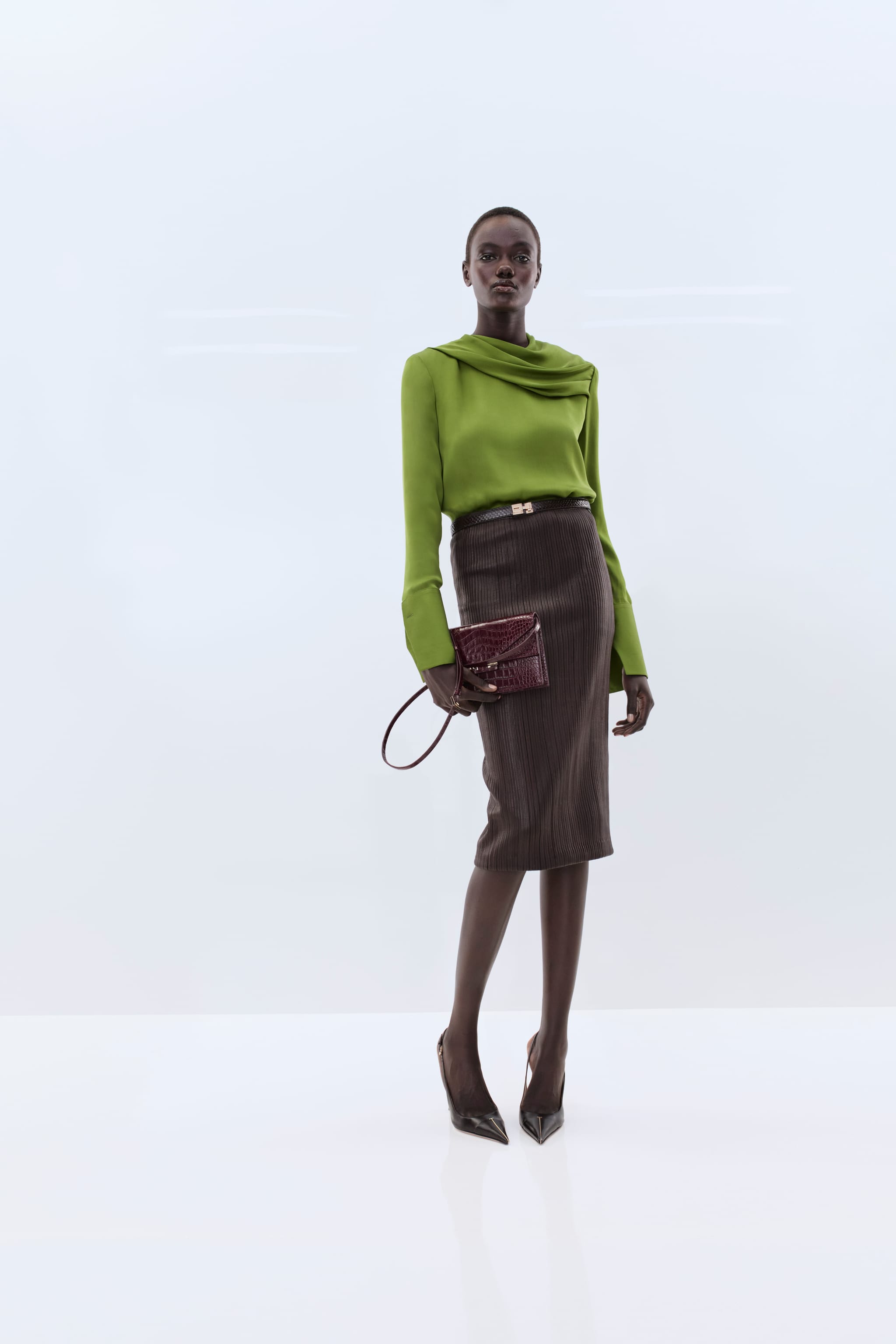 12 251122 TOMFORD LOOK 017 0458