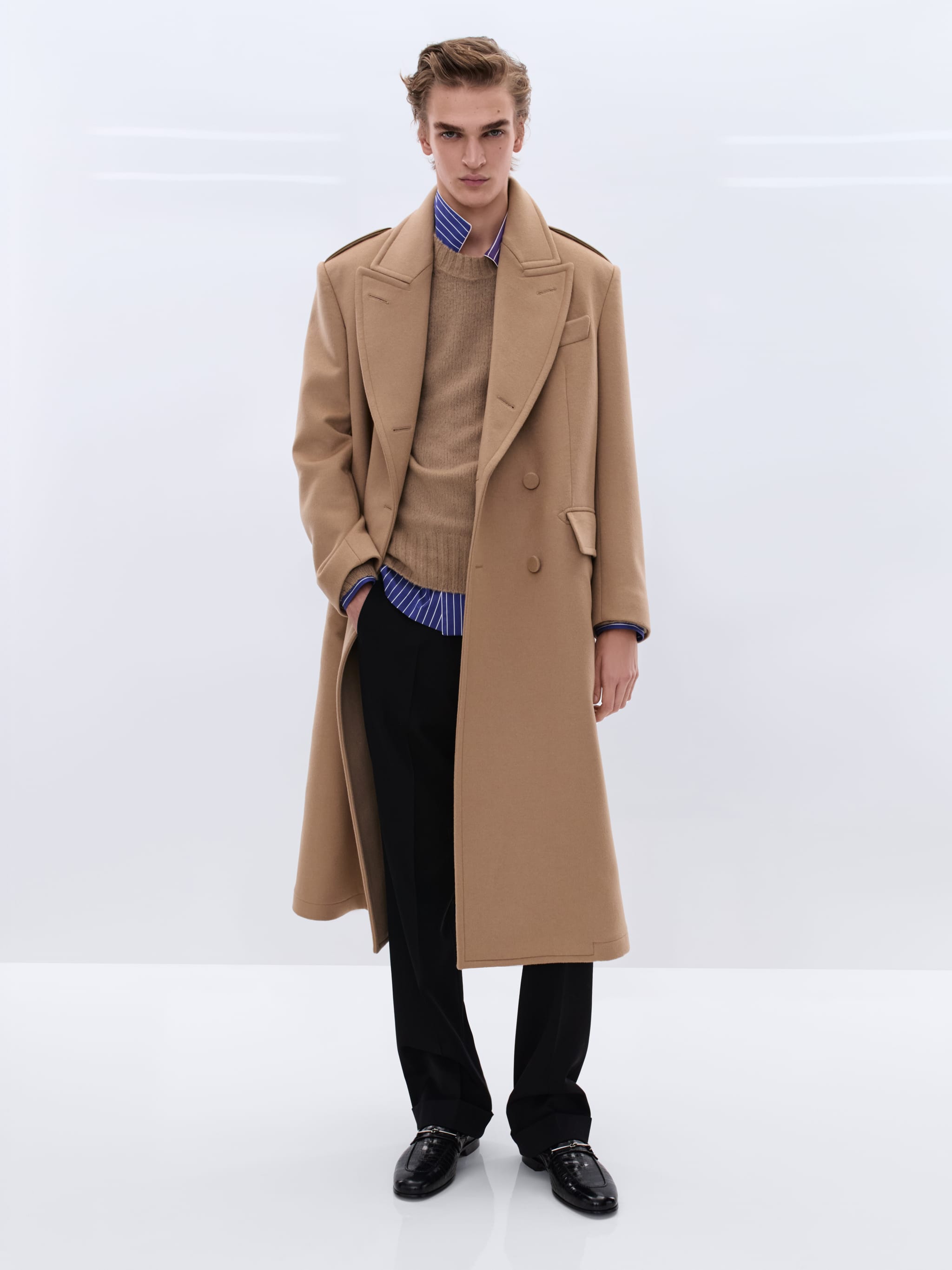 16 251106 TOMFORD 019 3108