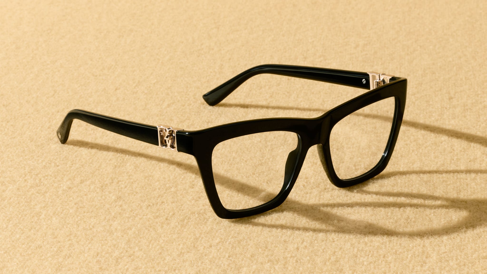 260210 dsquared2 safilo shot 10 19593 505aefc403