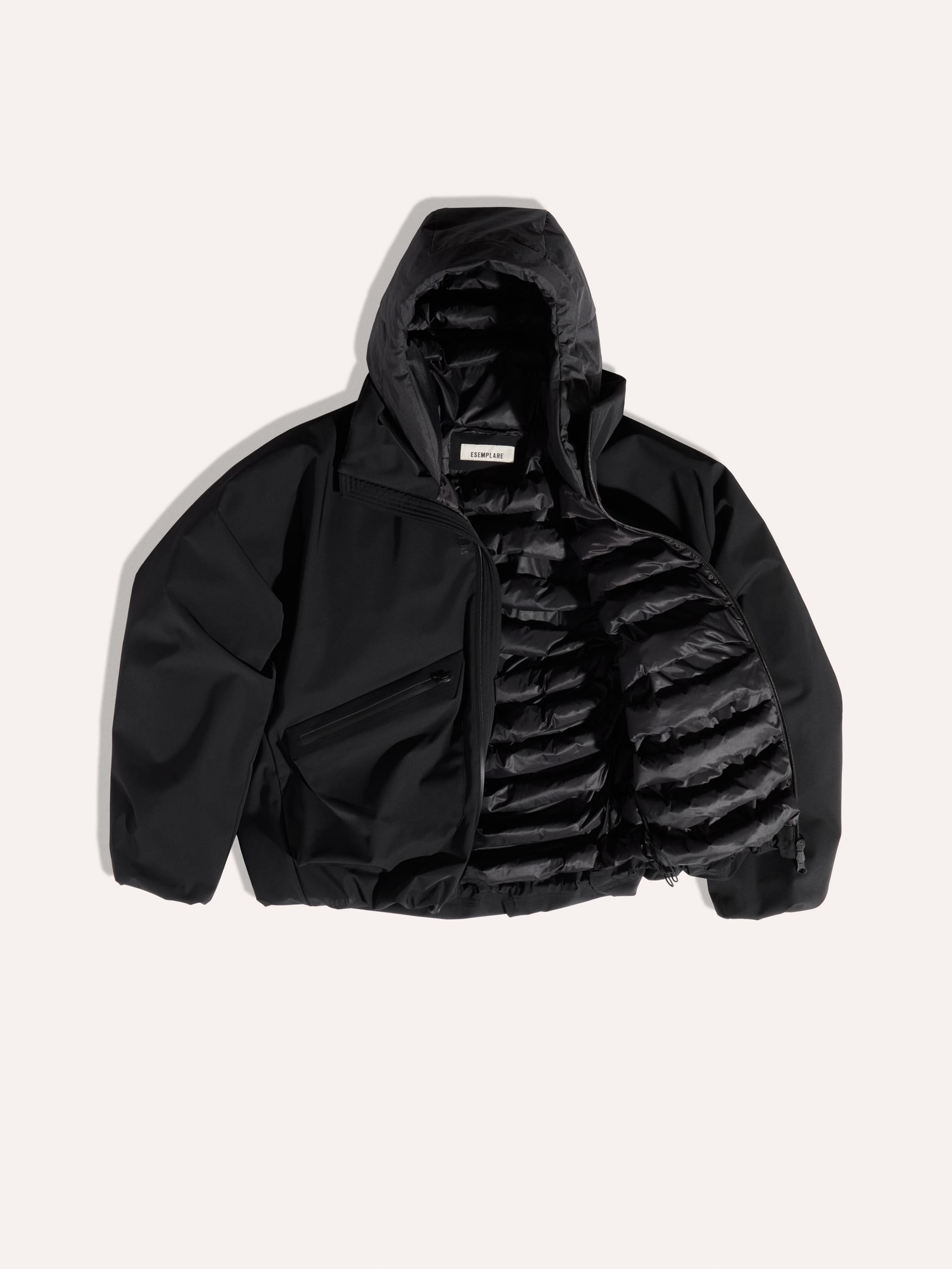 EP7369 BLACK 01