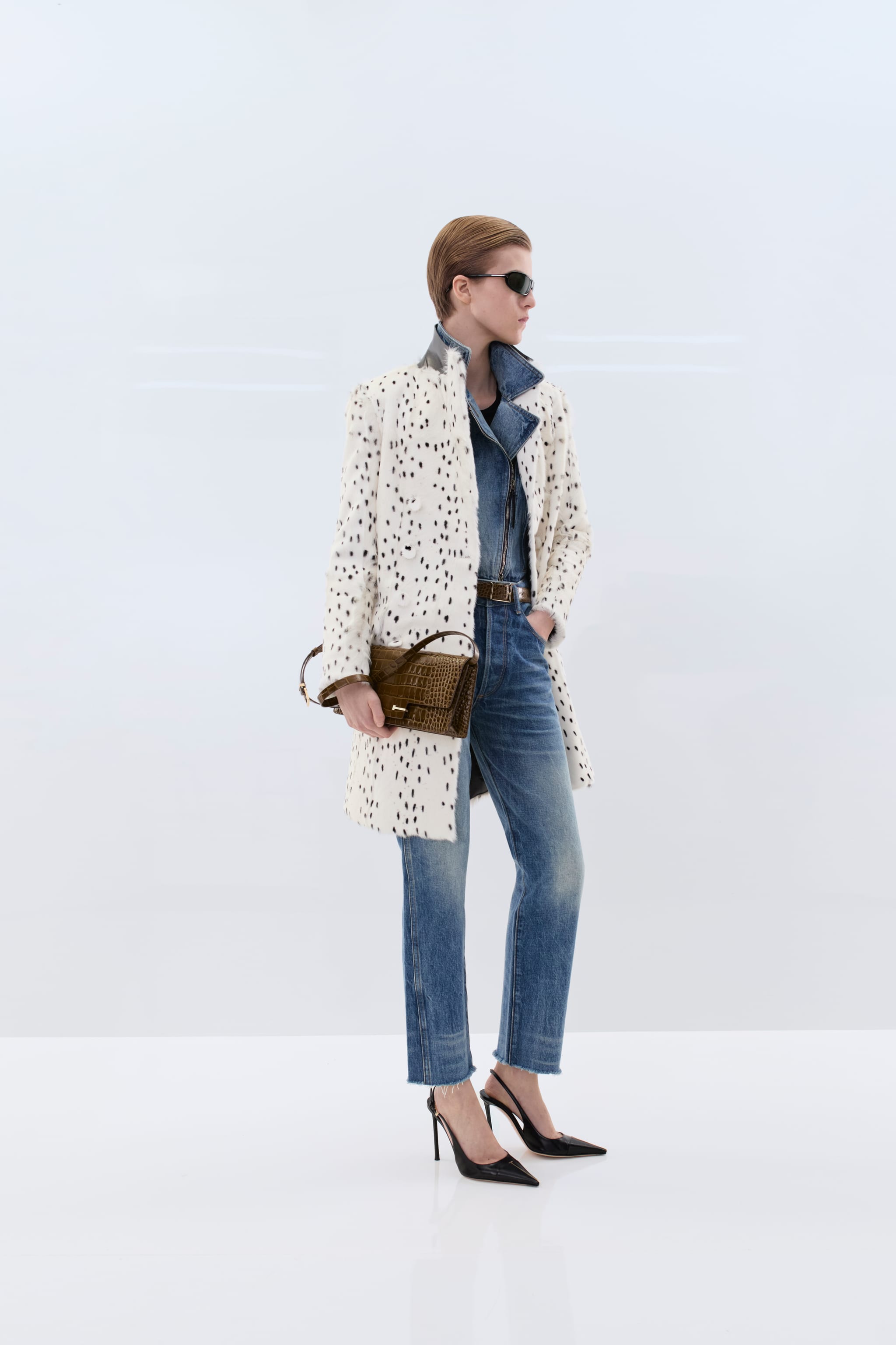 17 251122 TOMFORD LOOK 022 2078
