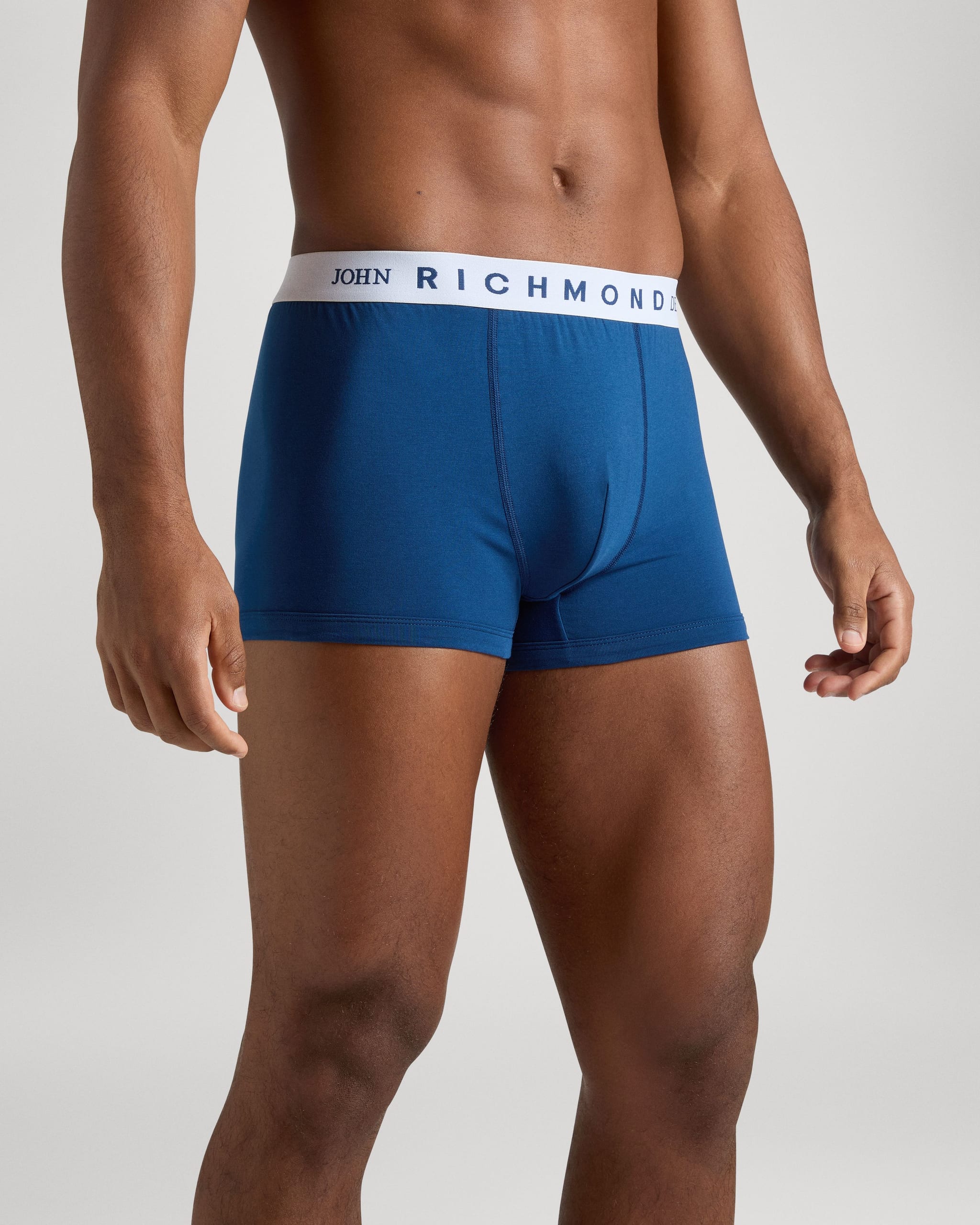 JRDIST 18 TR BLUE 02 39381aeeac
