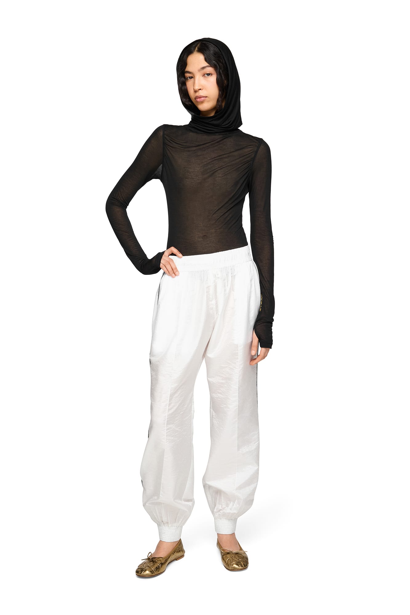 WH03a Black 03