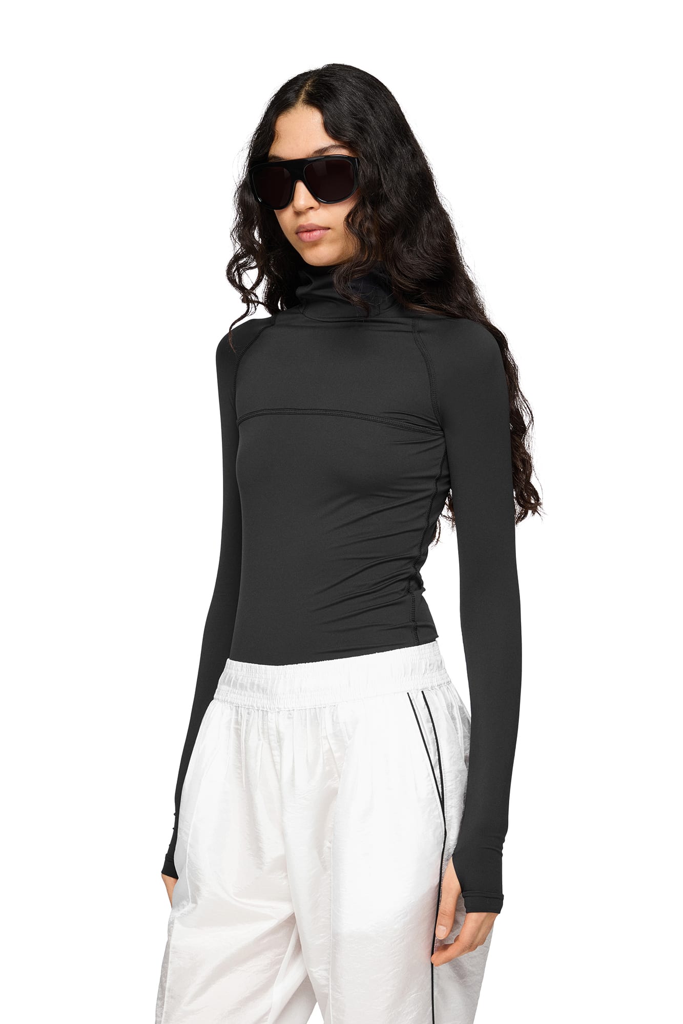 WH15 Black 04 7