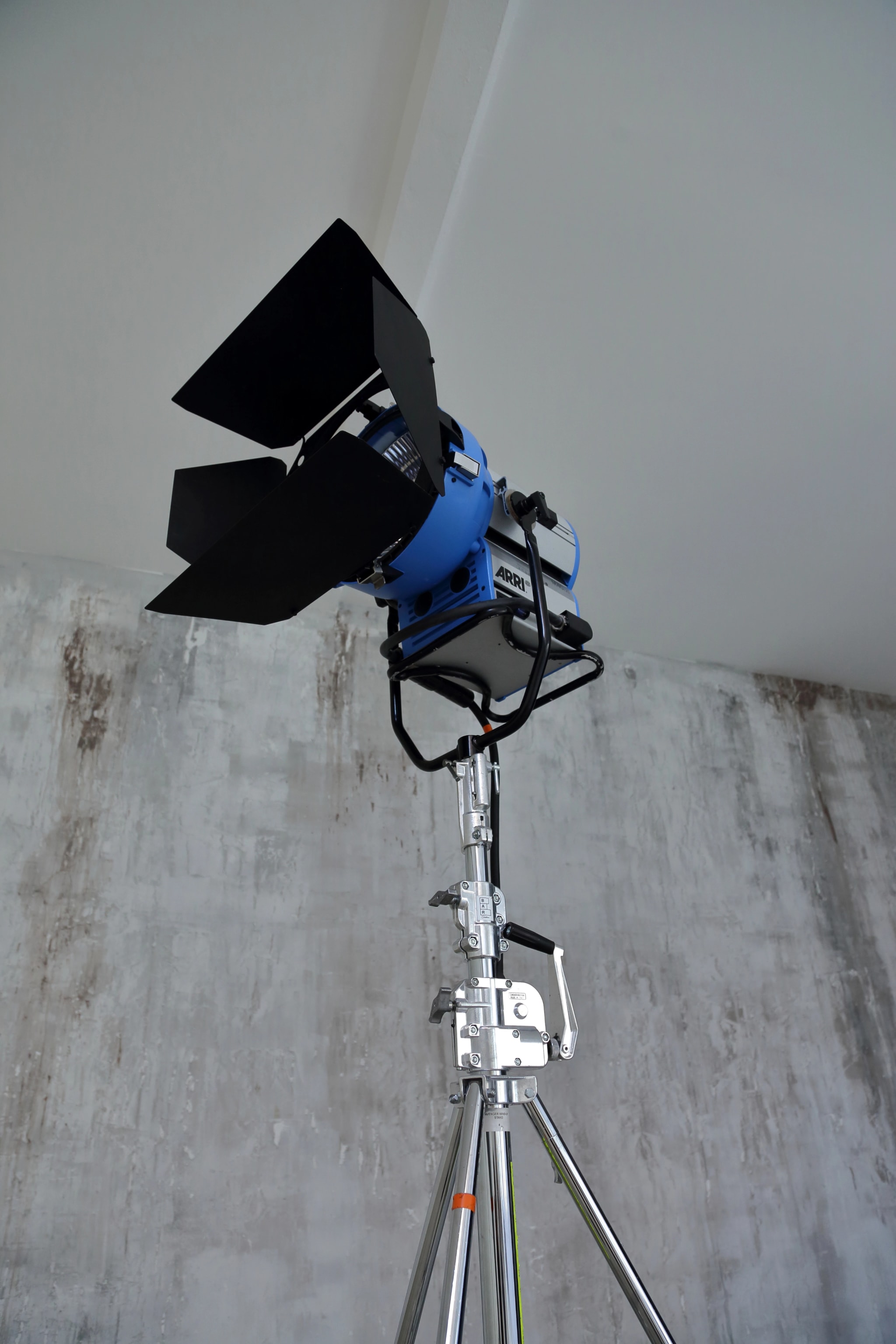 Bar Studios service